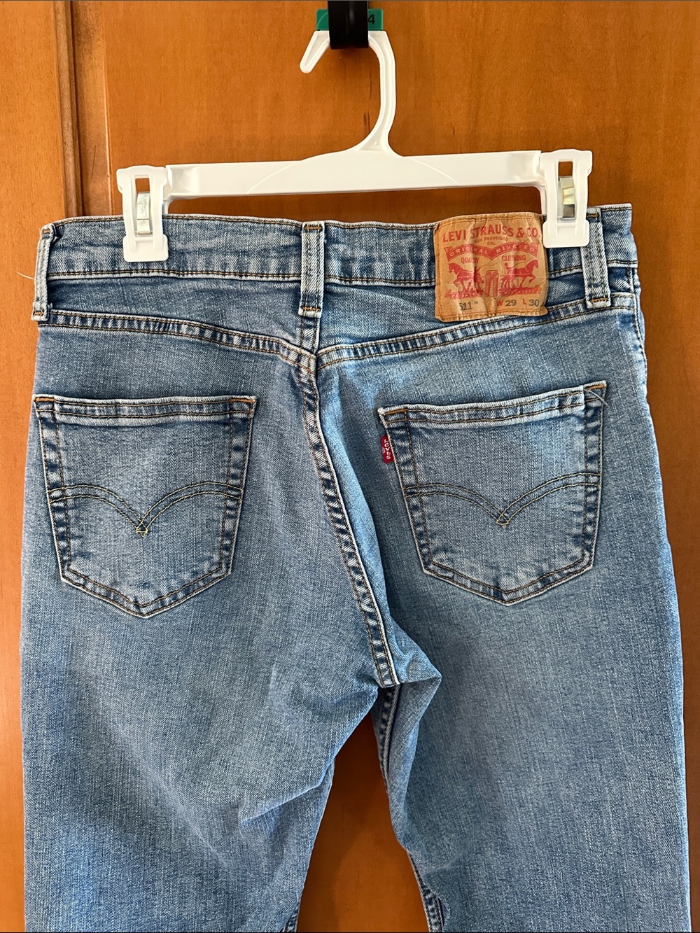 Levi's 511 Slim Fit Straight Leg Medium Wash Denim Jeans Men's Size 29x30